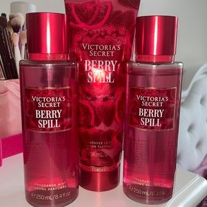 Victoria’s Secret Berry Spill Set